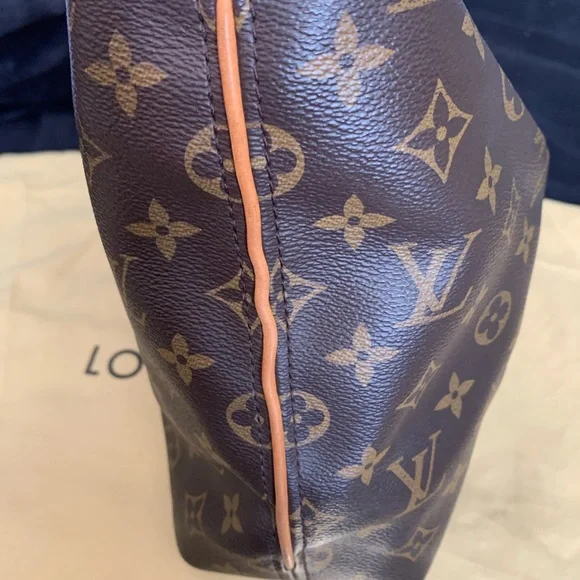 Louis Vuitton Sully MM handbag - Picture 5 of 5